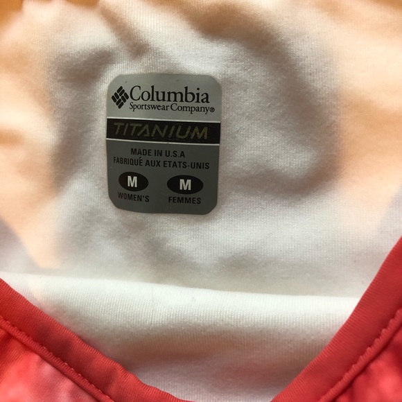 Columbia Sports Top - Medium- Like New - Picture 2 of 4